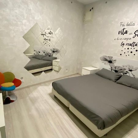 Appartamento A Ragusa Ibla Ni Vicinzinu Luaran gambar